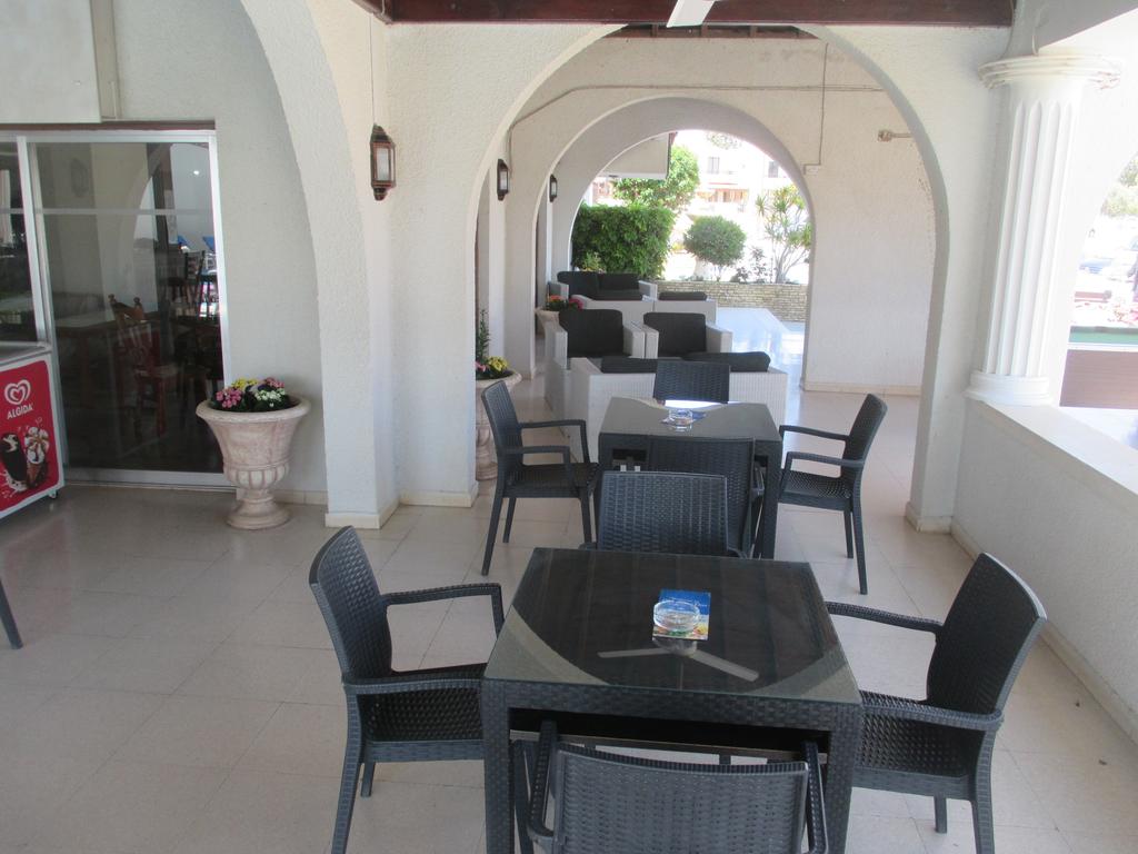 Club Pyla Beach Resort 8 1