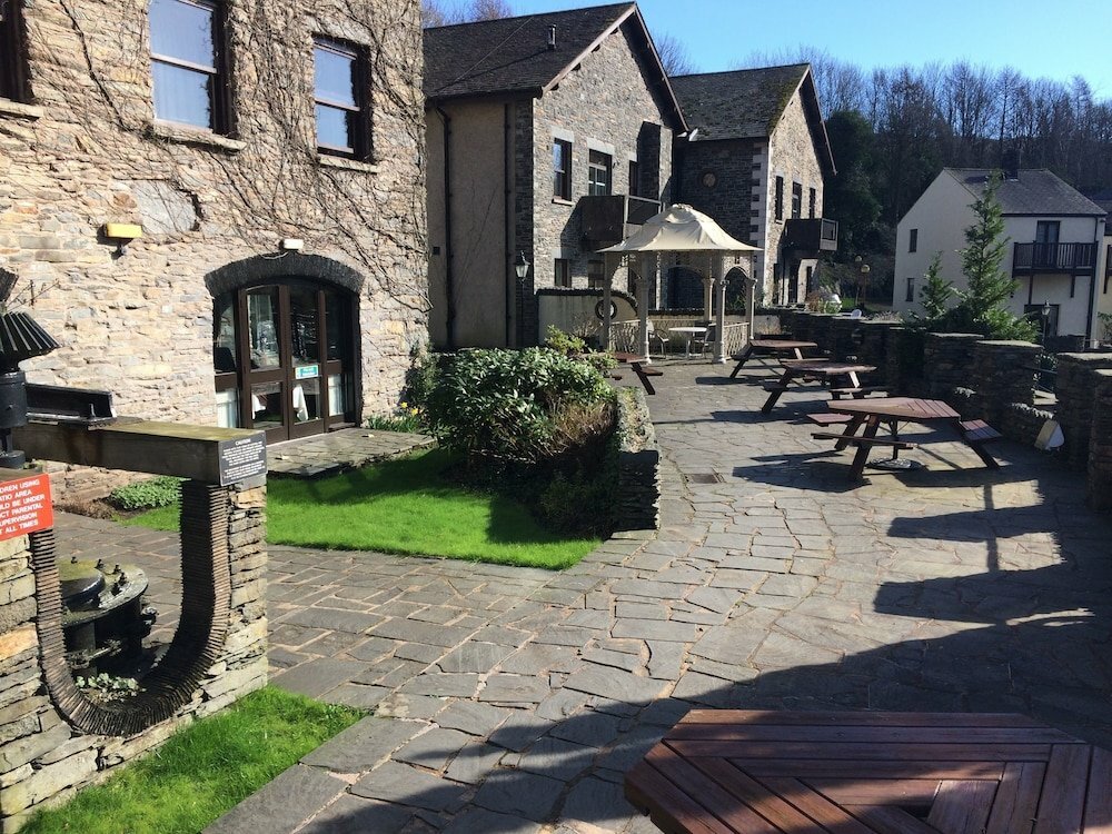 Whitewater Hotel & Leisure Club 5