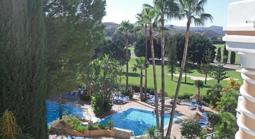 Matchroom Country Club Resort 28