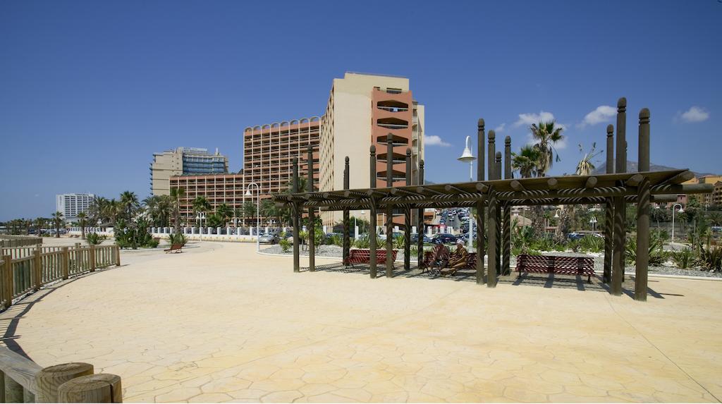 Sunset Beach Club 15