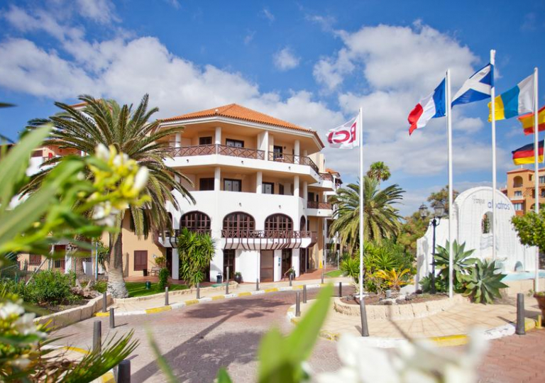 Royal Park Albatros Club 8