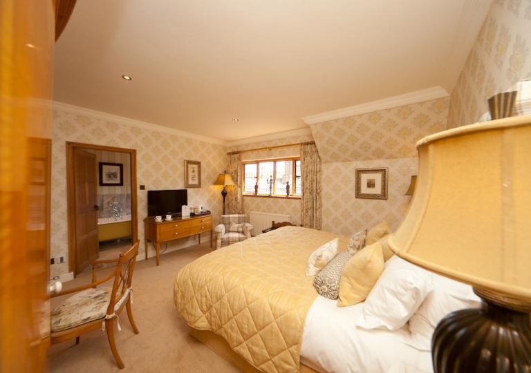 Hever Golf & Country Club 18