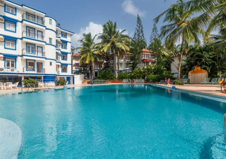 ИНДИЯ Royal Palms Й