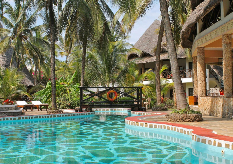 Aquarius Beach Resort 1