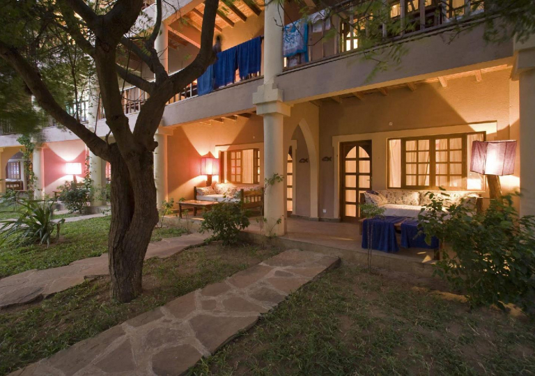 Aquarius Beach Resort 29