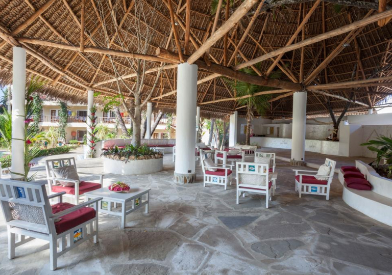 Aquarius Beach Resort 9