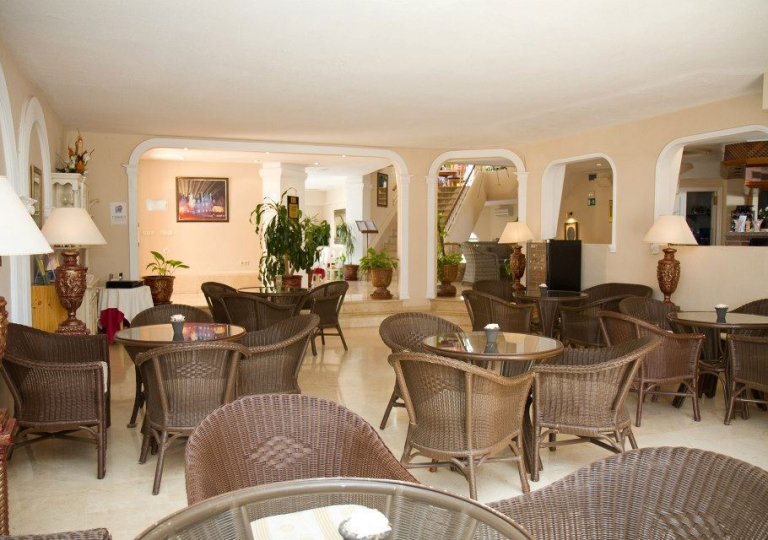Matchroom Country Club Resort 25