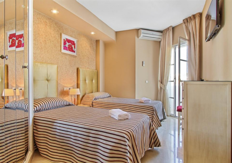 Matchroom Country Club Resort 8